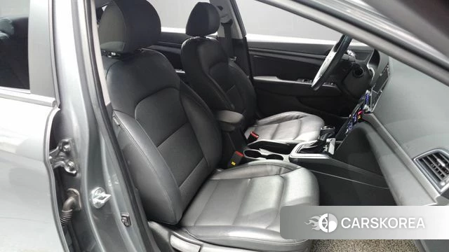 Hyundai Avante AD id 3894090 из Кореи 9