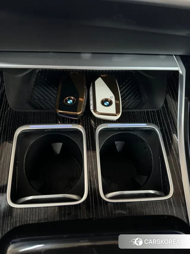 BMW 7 Series (G70) id 3310079 из Кореи 9