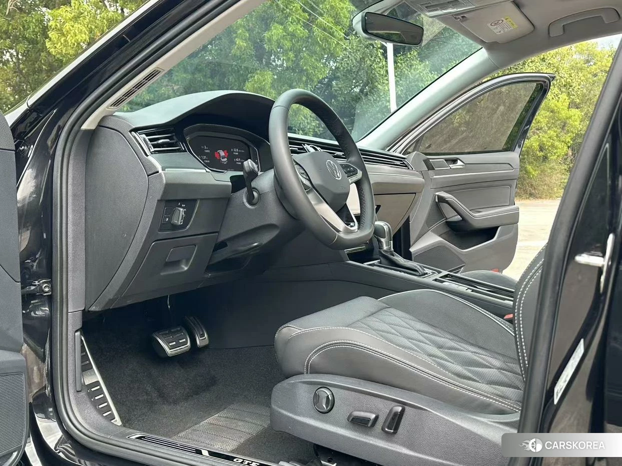 Volkswagen Magotan PHEV id 4440673 из Китая 9