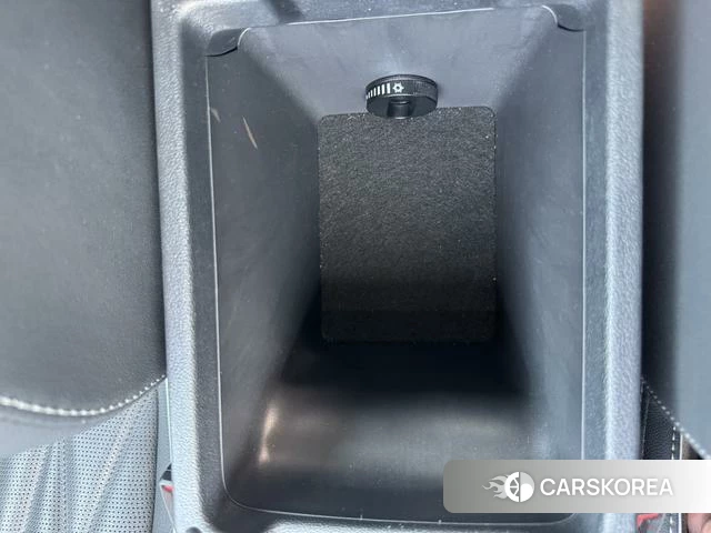Volkswagen Passat id 4261341 из Китая 9