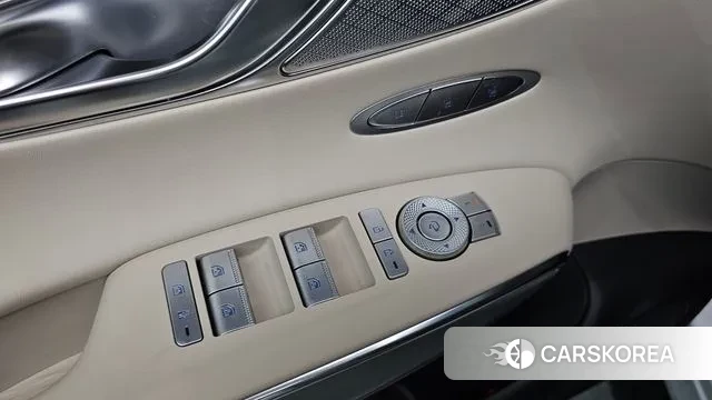 Genesis GV70 id 3116216 из Кореи 9