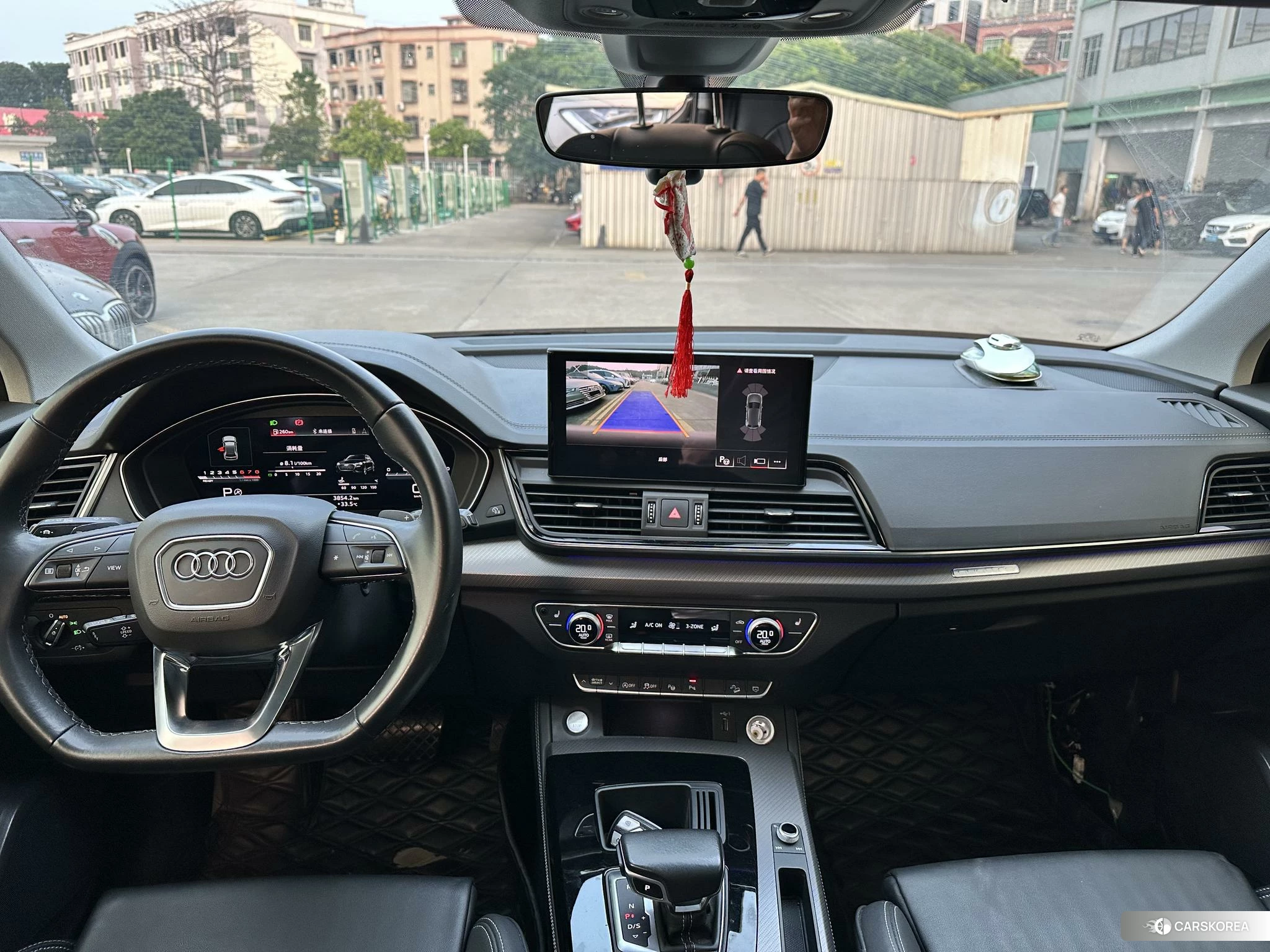 Audi Q5L id 4405987 из Китая 9