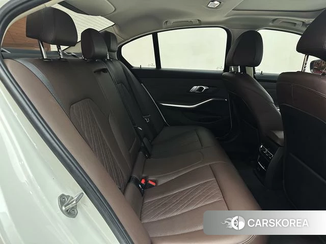 BMW 3 series id 4207774 из Китая 9