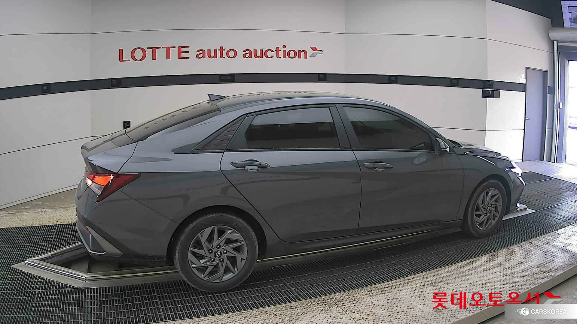 Hyundai Avante Hybrid id 4289481 из Кореи 9