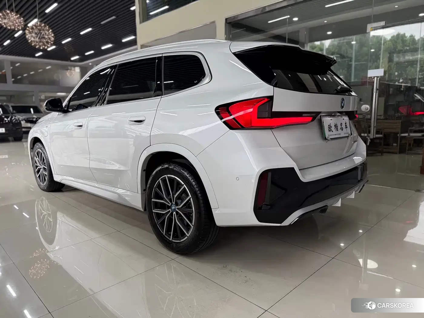 BMW iX1 id 4570423 из Китая 9