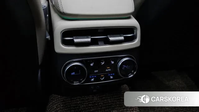 Genesis GV70 id 3426565 из Кореи 9