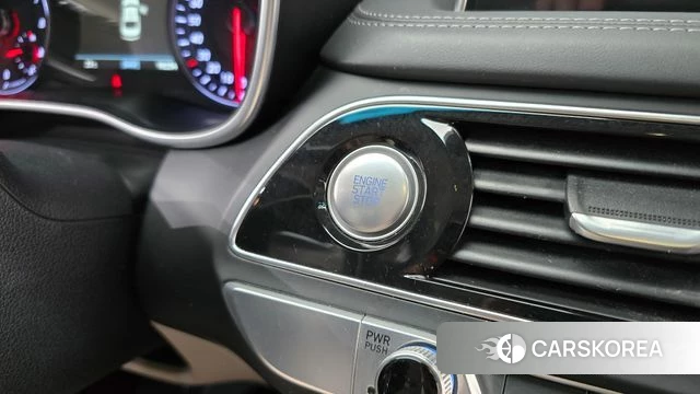 Genesis G70 id 4698586 из Кореи 9