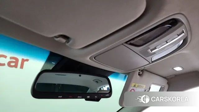 Kia K7 Premier Hybrid id 3509367 из Кореи 9