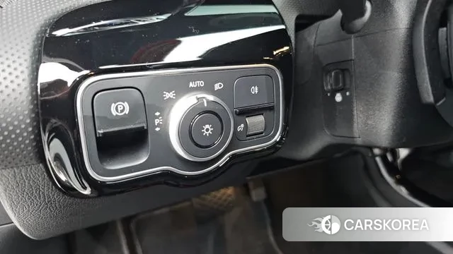 Mercedes-Benz A-Class W177 id 3415432 из Кореи 9