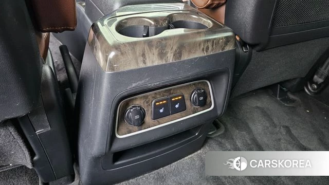 Hyundai The New Grand Starex id 4620025 из Кореи 9
