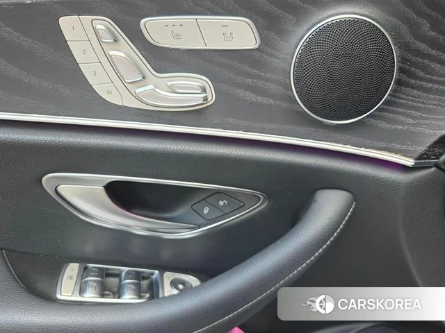 Mercedes-Benz E-Class W213 id 4728146 из Кореи 9