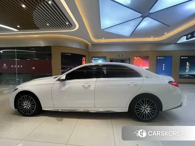 Mercedes-Benz Class C id 4259902 из Китая 9