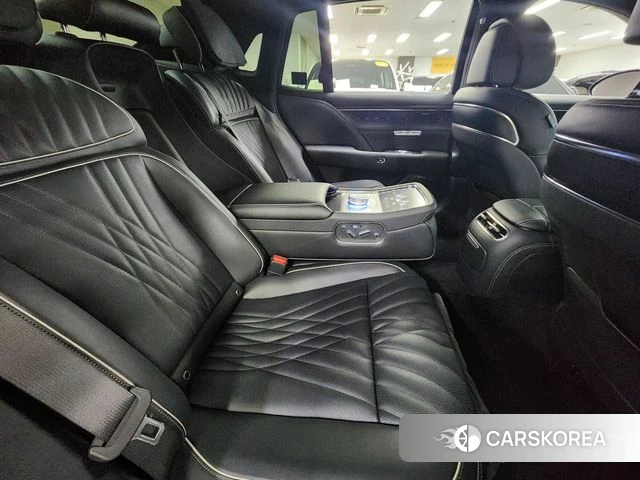 Genesis G90 (RS4) id 4871844 из Кореи 9