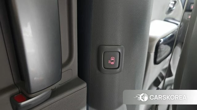 Kia The New Carnival id 4557701 из Кореи 9
