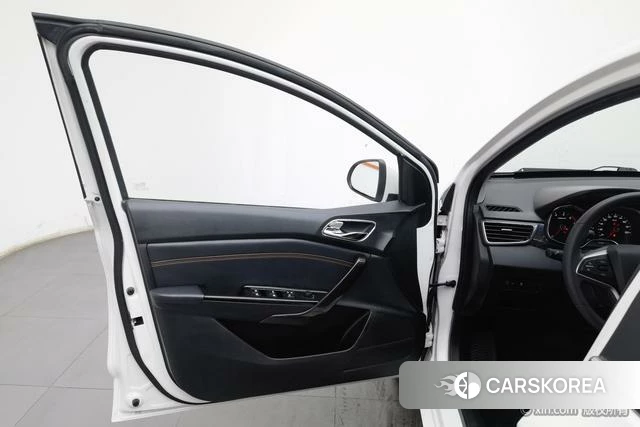 Baojun 310 id 4210266 из Китая 9