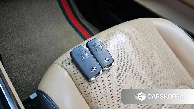 Kia Carnival 4th generation id 4284083 из Кореи 9
