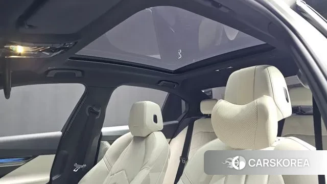 BMW 5 Series (G60) id 3457130 из Кореи 9