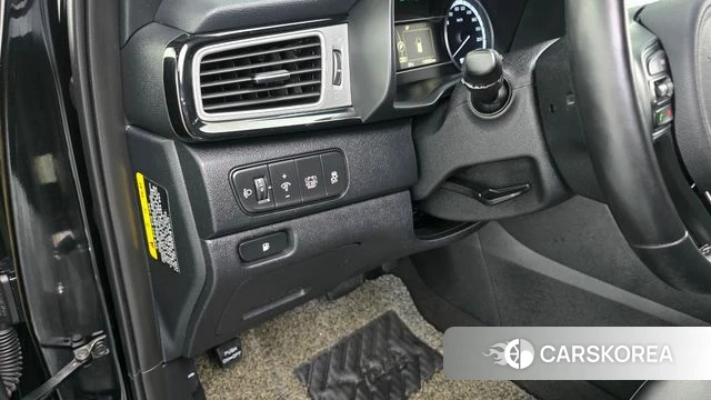 Kia Niro id 4689536 из Кореи 9