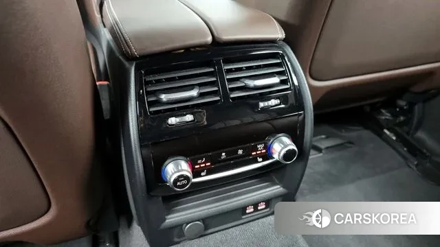 BMW 5 Series (G30) id 3600385 из Кореи 9