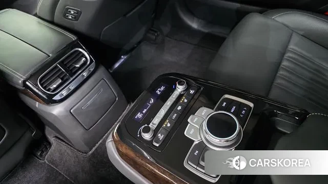 Genesis G90 id 3412564 из Кореи 9