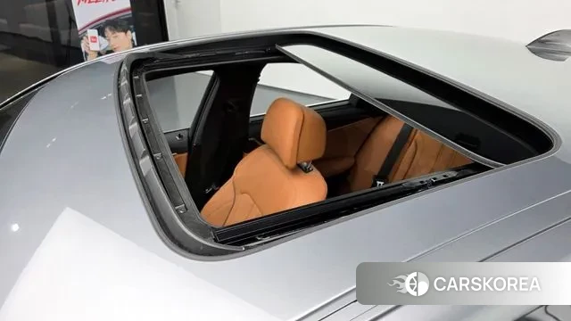 BMW 5 Series (G30) id 3711979 из Кореи 9