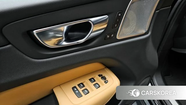 Volvo XC60 second Generation id 3914424 из Кореи 9