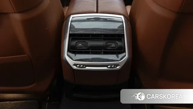 BMW 7 Series (G70) id 3576288 из Кореи 9