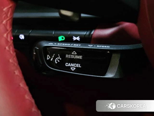 Porsche 911(992) id 4572695 из Кореи 9