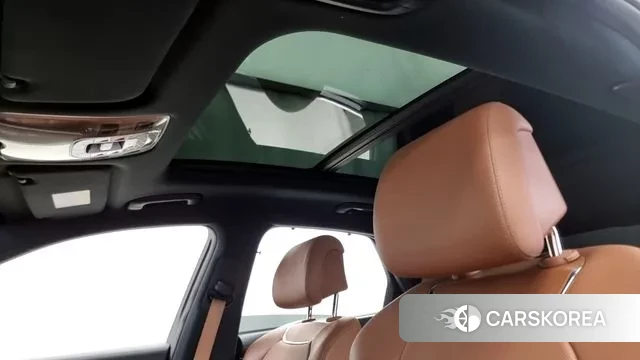 Genesis GV70 id 3053153 из Кореи 9