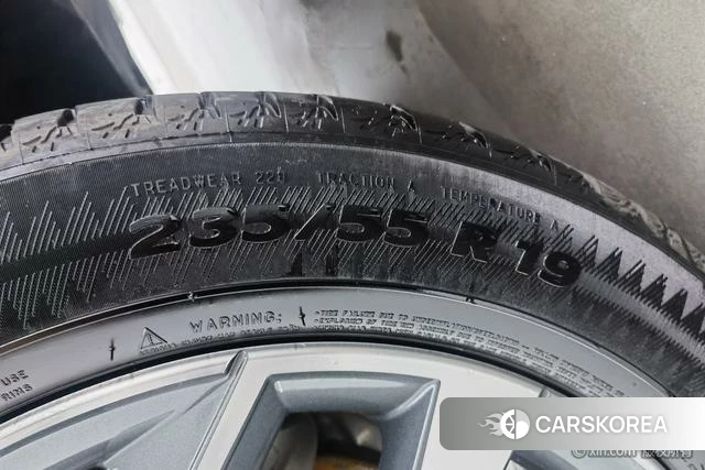 Audi Q5L id 4301159 из Китая 9