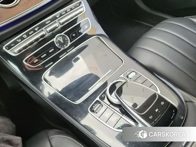 Mercedes-Benz E-Class W213 id 3760866 из Кореи 9