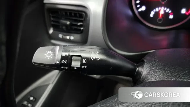 Kia Stonic id 2995617 из Кореи 9