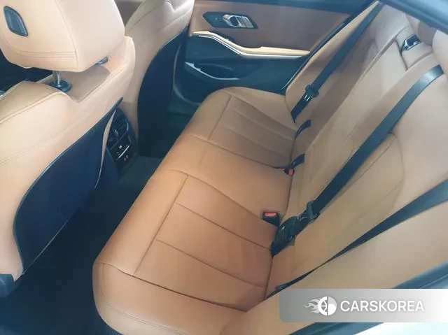 BMW 3 Series (G20) id 3533288 из Кореи 9