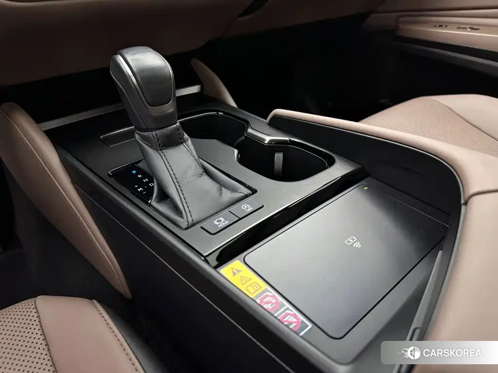 Lexus ES id 4644395 из Китая 9
