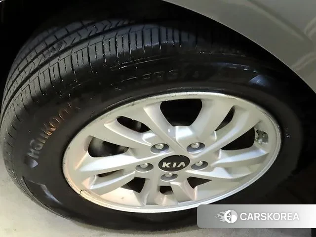 Kia Come New K3 id 3336047 из Кореи 9