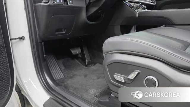 Hyundai Santa Fe (MX5) id 3555192 из Кореи 9