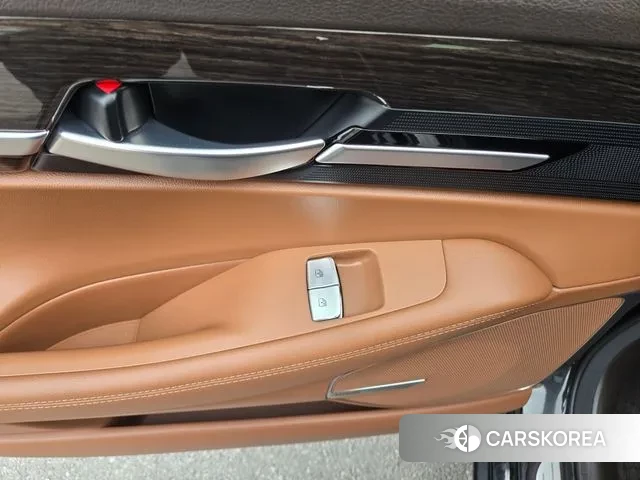 Genesis G90 id 3661589 из Кореи 9