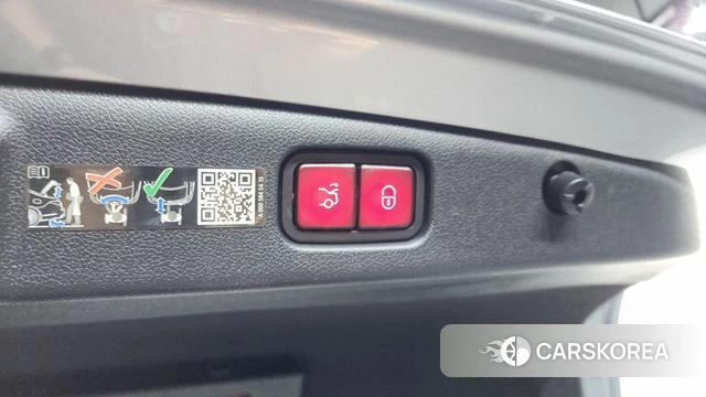 Mercedes-Benz E-Class W214 id 4242893 из Кореи 9