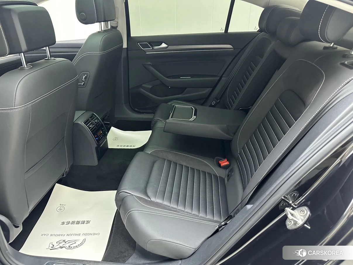 Volkswagen Magotan id 4452271 из Китая 9