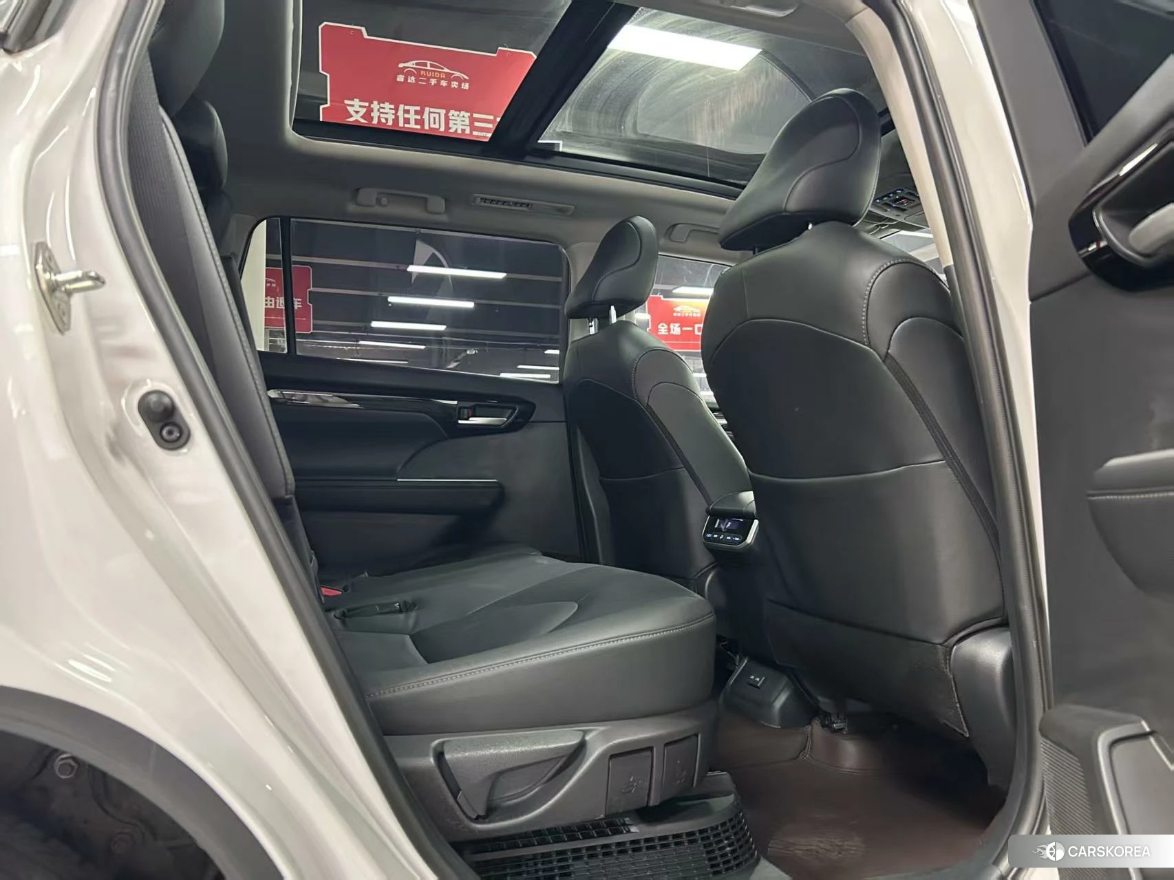 Toyota Highlander id 4419266 из Китая 9