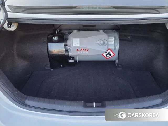 Hyundai Avante AD id 3439965 из Кореи 9