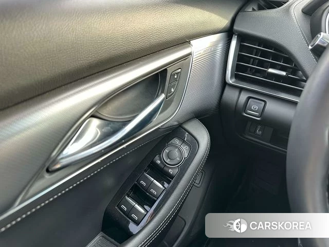 Cadillac CT5 id 4208873 из Китая 9