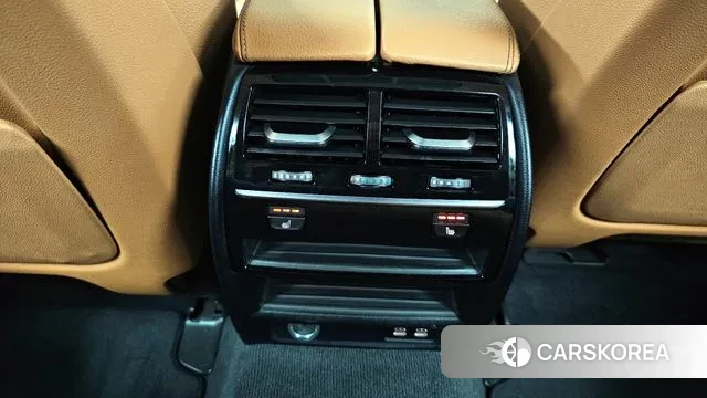 BMW 5 Series (G30) id 3494190 из Кореи 9