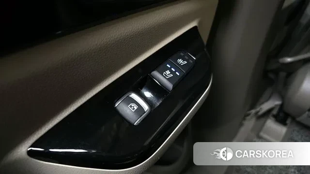 Kia Carnival 4th generation id 3411990 из Кореи 9