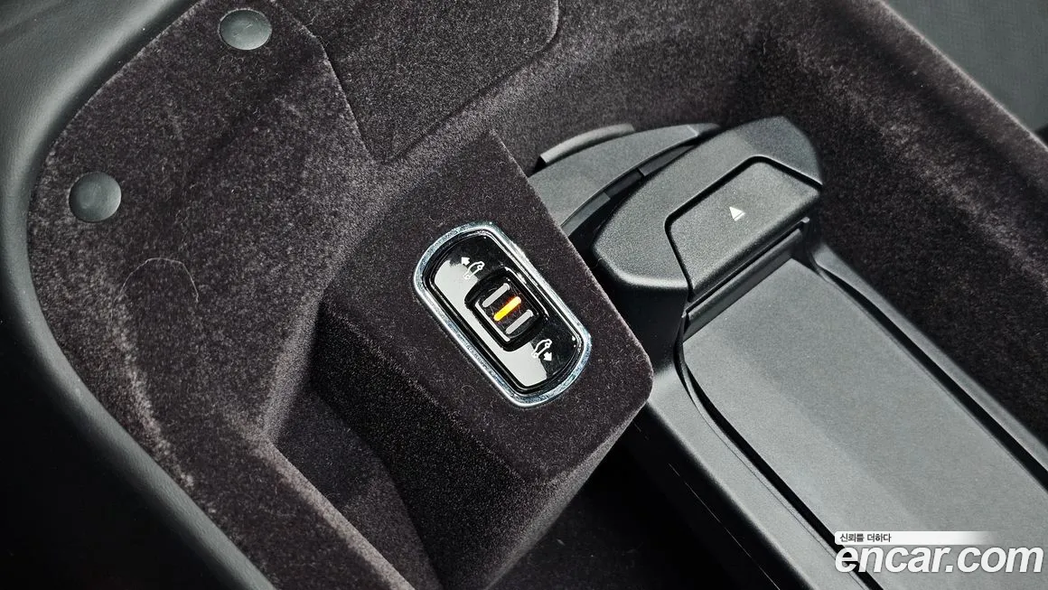 Rolls-Royce Dunn id 1555984 из Кореи 9