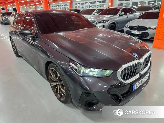BMW 5 Series (G60) id 4387775 из Кореи 9