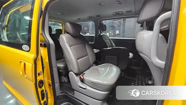 Hyundai The New Grand Starex id 3428902 из Кореи 9