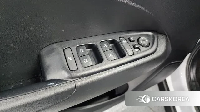 Hyundai Venue id 3411941 из Кореи 9