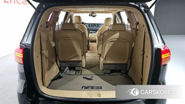 Kia All New Carnival id 3966618 из Кореи 9