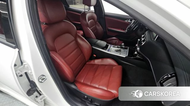 Kia Stinger id 4581579 из Кореи 9